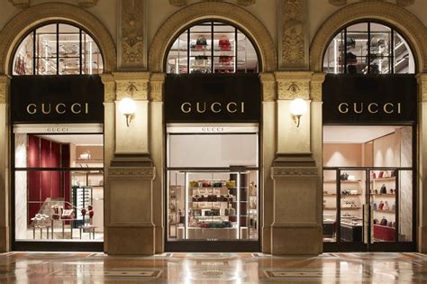 gucci original store